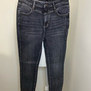Judy Blue Size 15/32 Blackish Skinny Jeans with Stretch